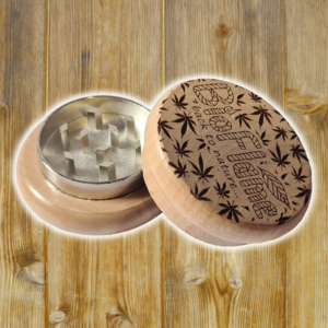 BioFlame Grinder aus Holz mit Metall-Mahlwerk